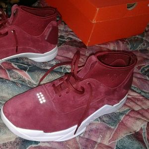 Nike hyperdunk low craft